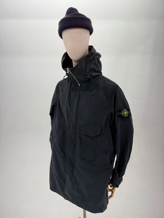 2021 Stone Island Micro Reps parka (Large)