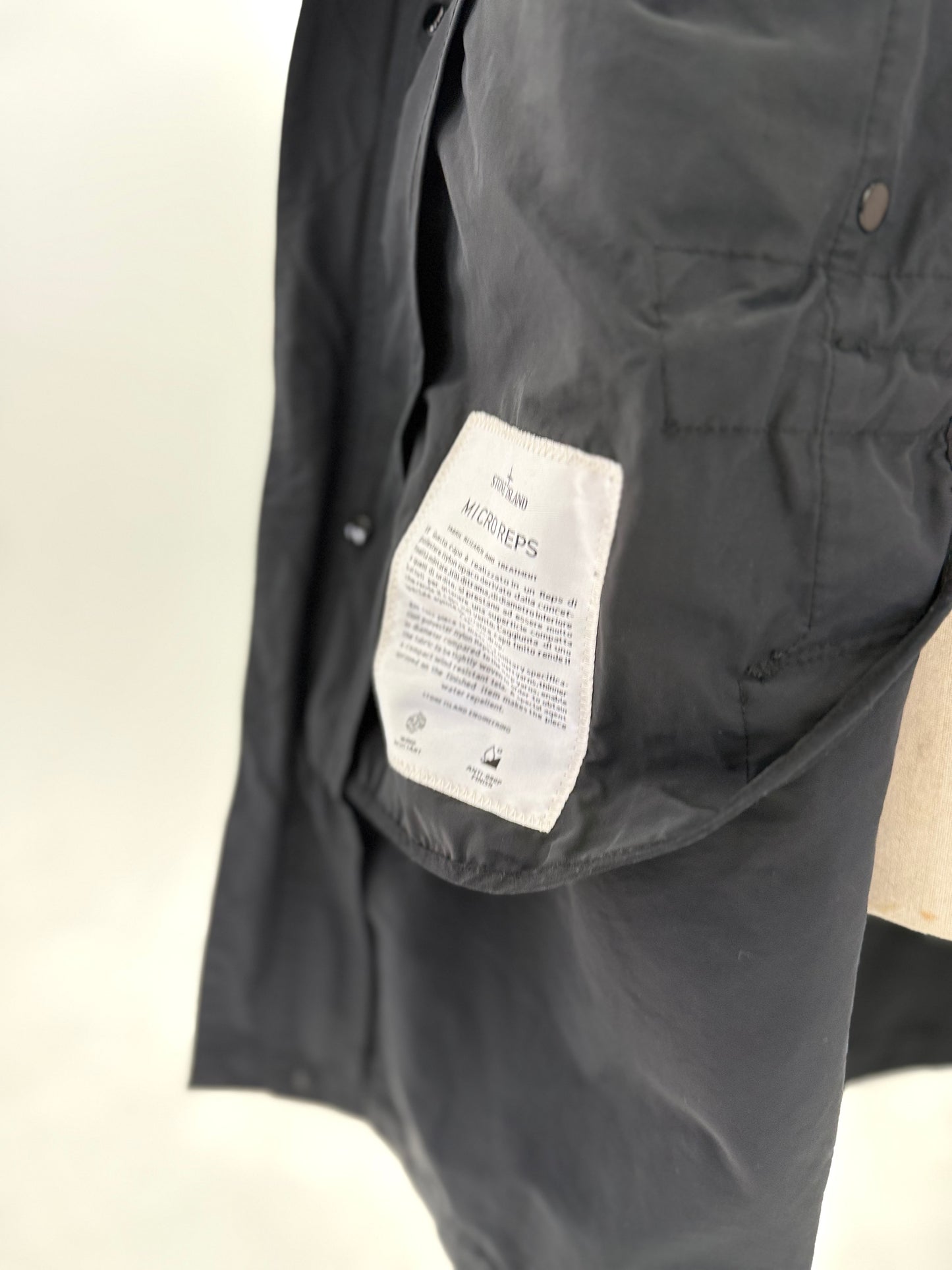 2021 Stone Island Micro Reps parka (Large)