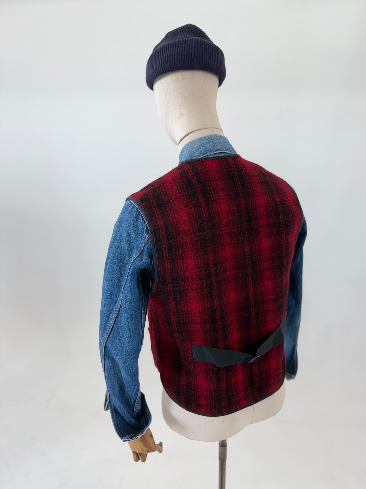 Vintage 90s Woolrich Made in USA buffalo check wool vest Medium