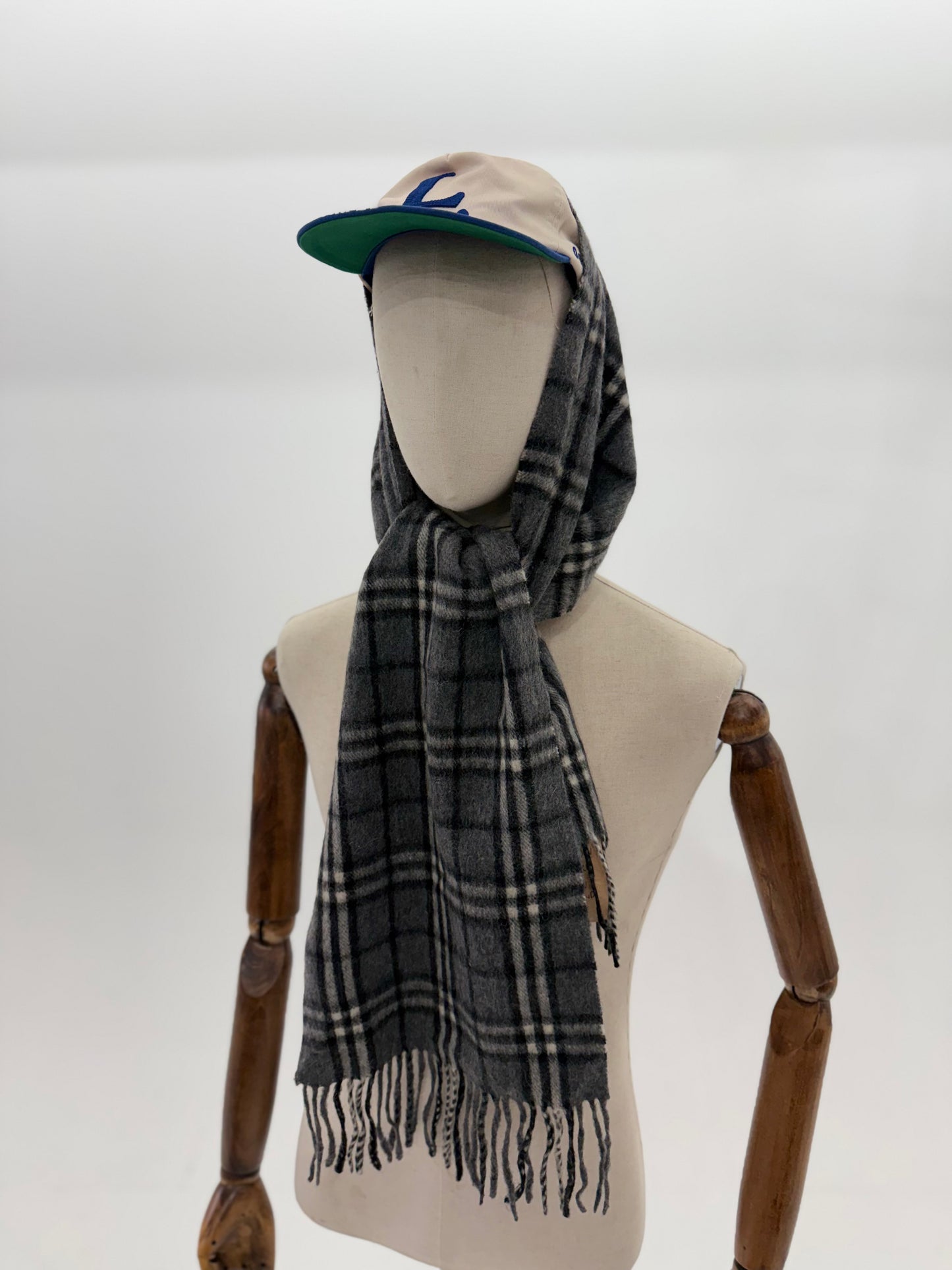 80s Burberrys of London Cashmere nova check scarf