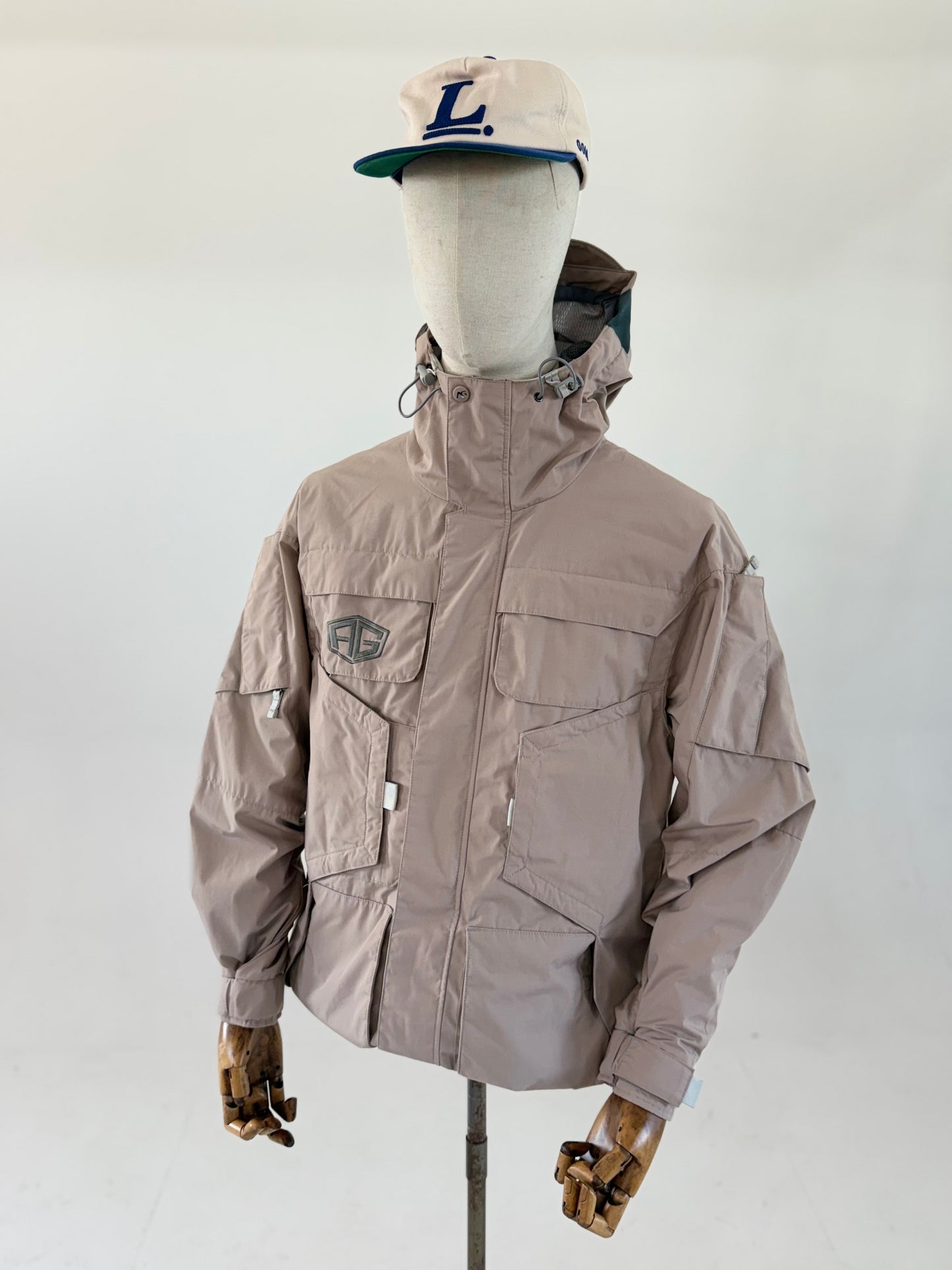 Rare 2002 Burton Analog hidden pocket snowboard jacket (S)