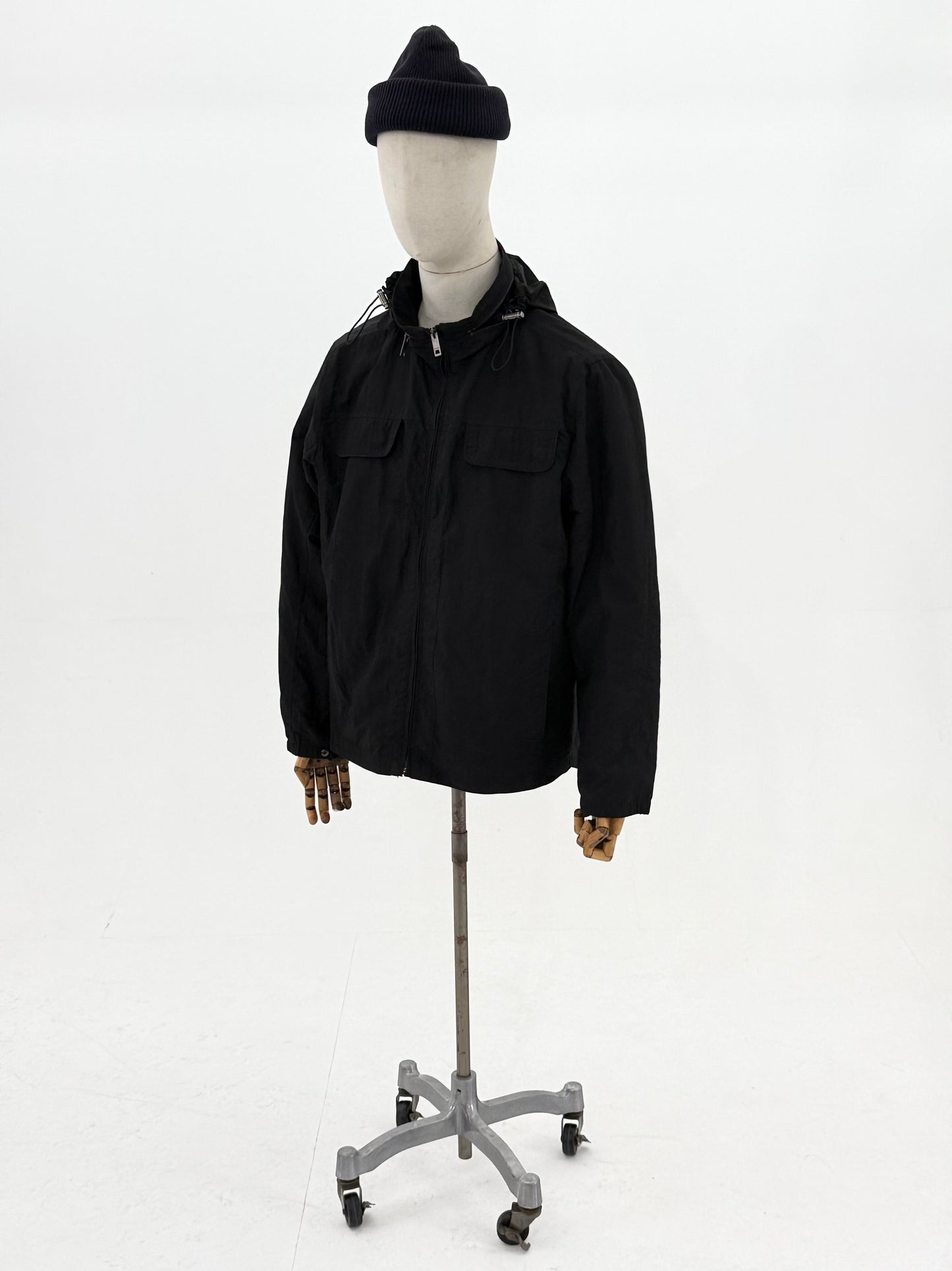 Burberry navy windbreaker jacket (L)