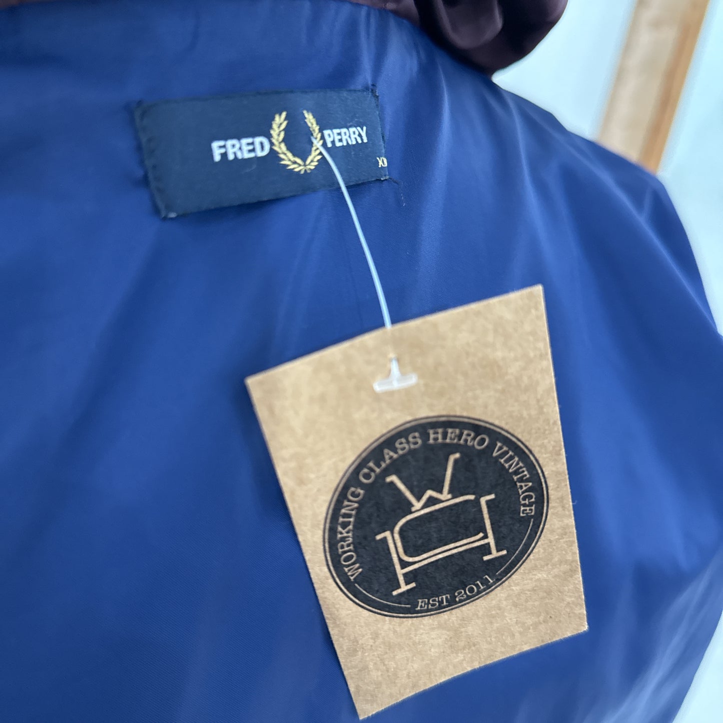 Fred Perry windbreaker jacket (XL)