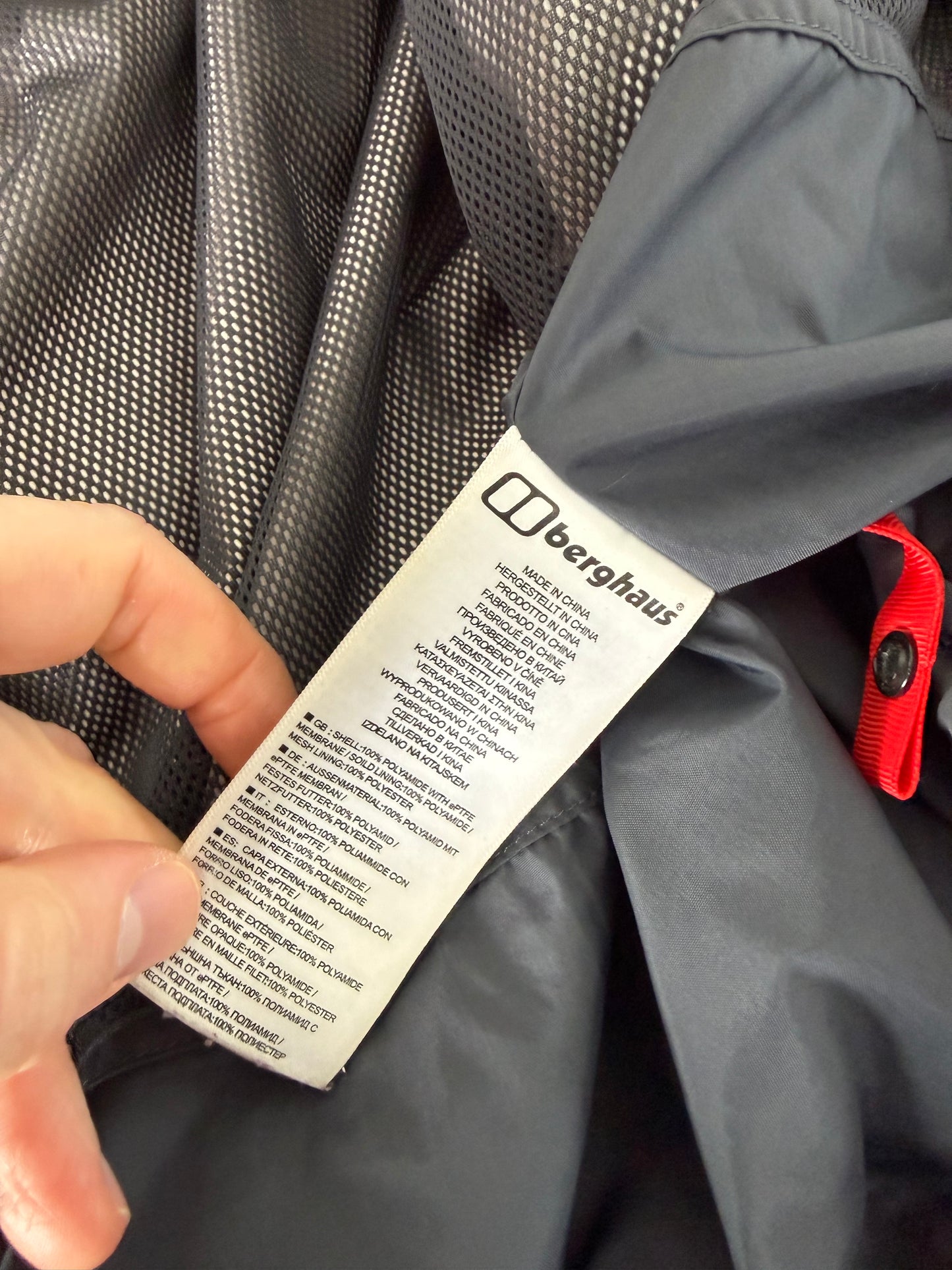 2013 Berghaus Mera Peak dual layer goretex mountain parka (XXL)