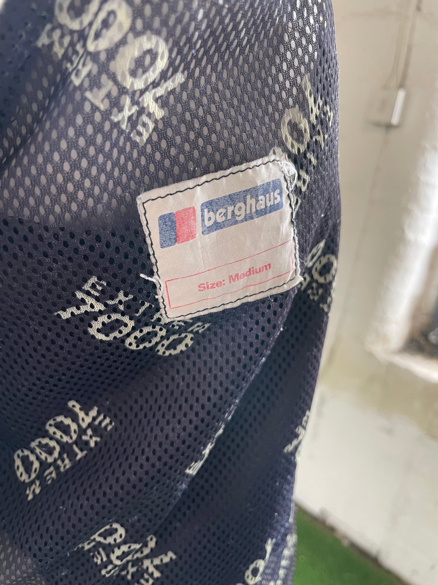 90s Berghaus Trango Extrem Gore-Tex (M)