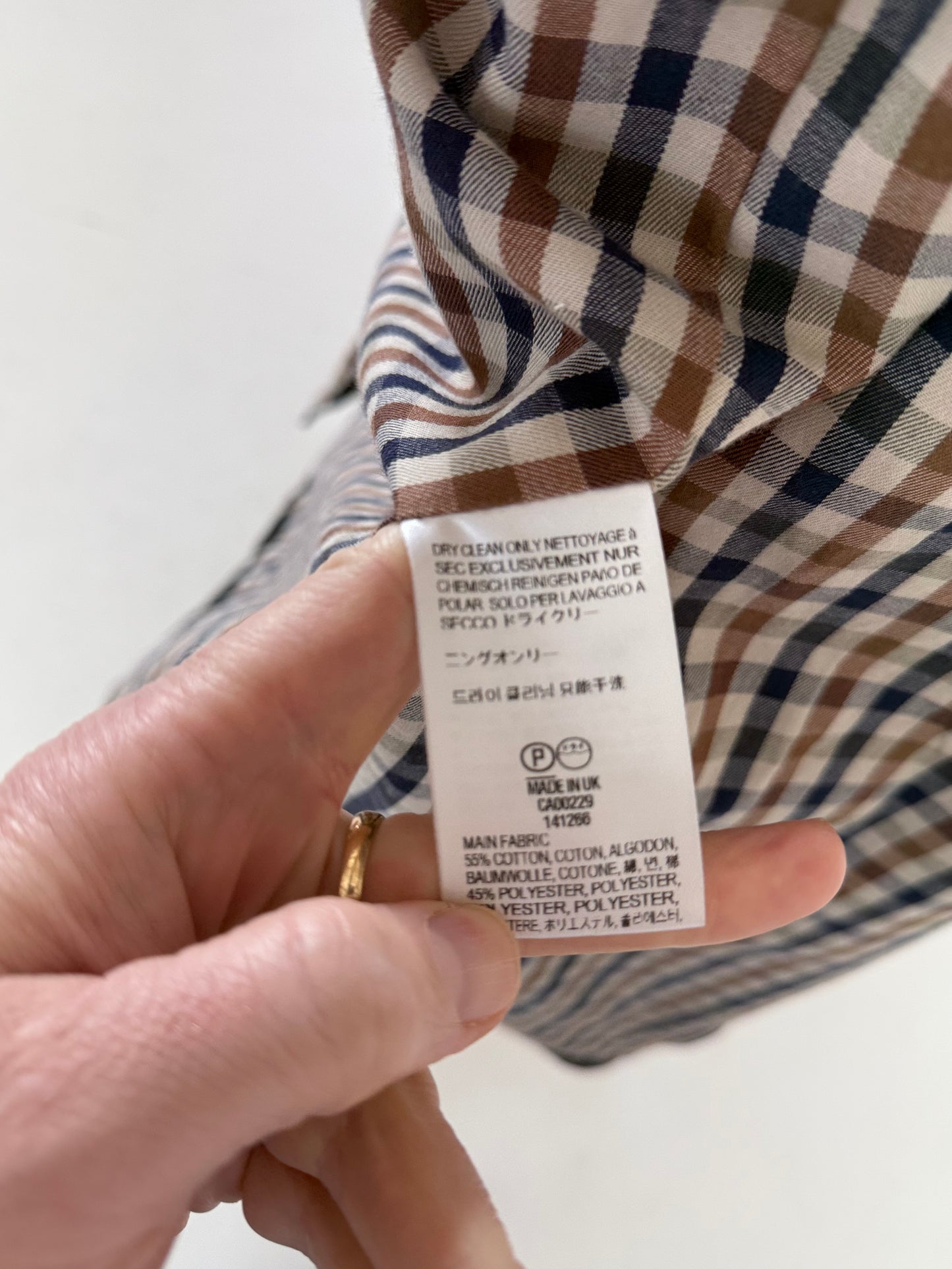 Aquascutum Trench coat- 46”